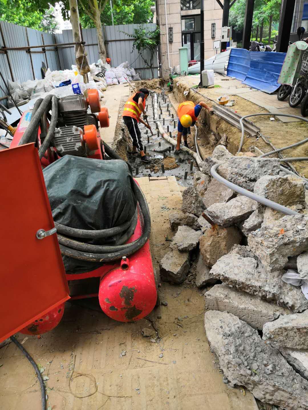 九真镇地基加固解决房子的地基下沉问题